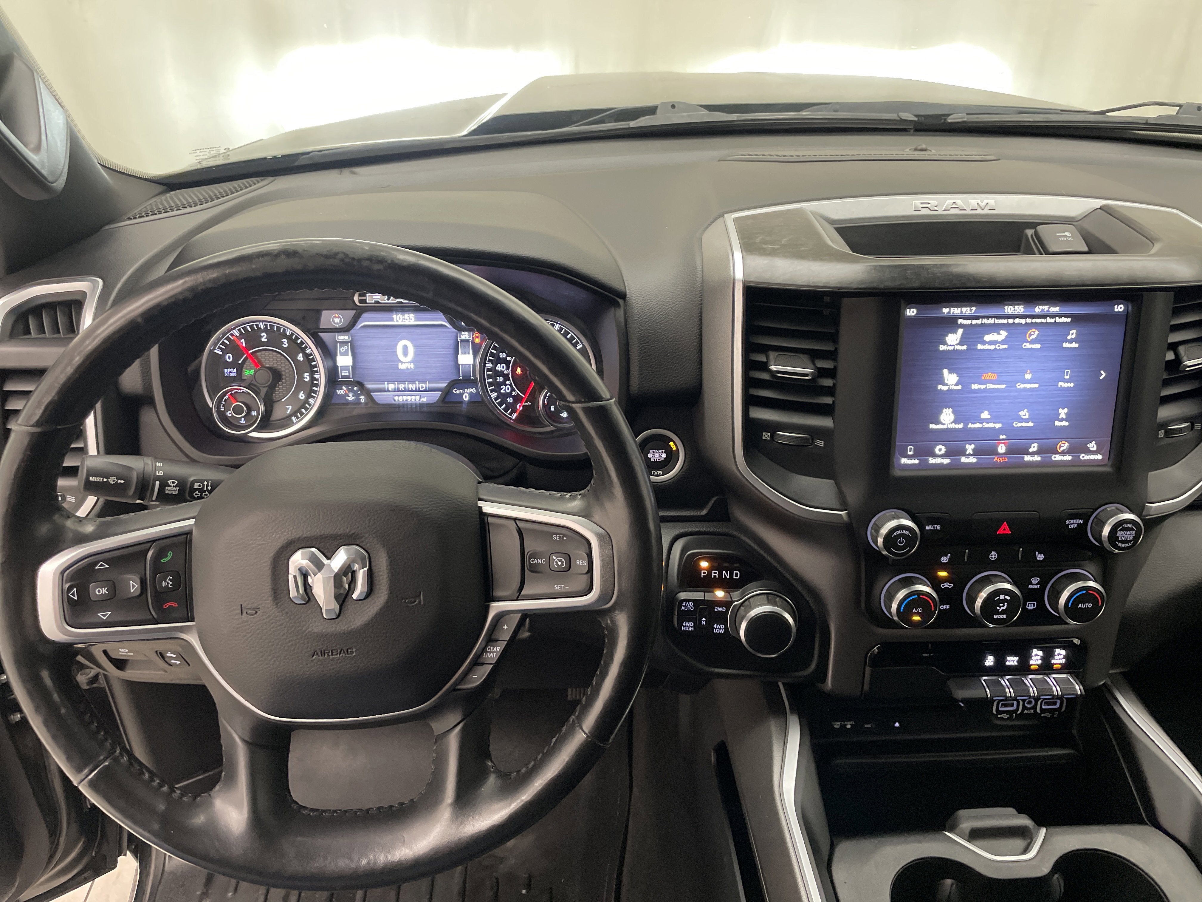 2019 RAM 1500 Big Horn/Lone Star Crew Cab 4x4 5'7' Box