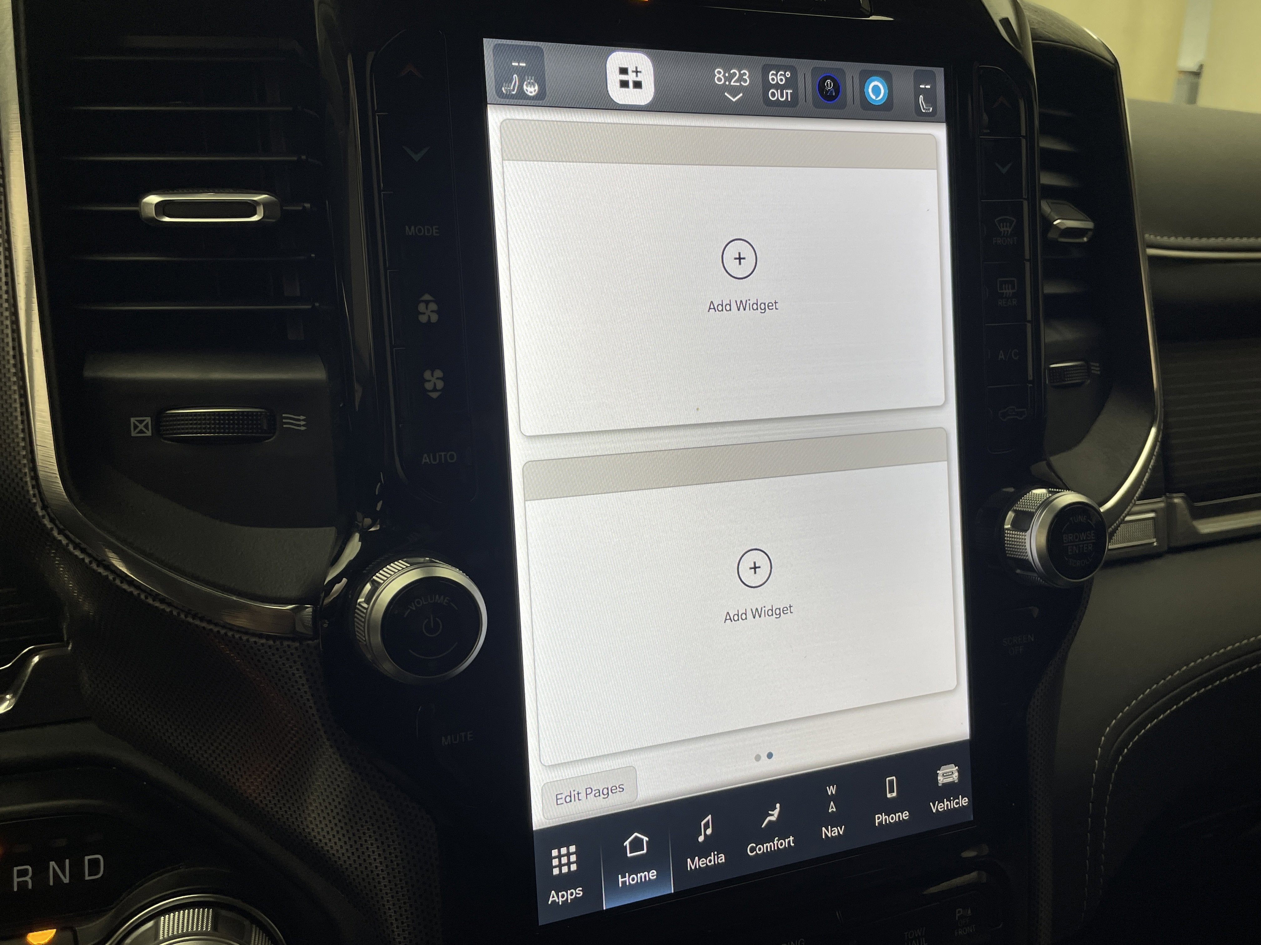 2024 RAM 1500 Limited Crew Cab 4x4 5'7' Box