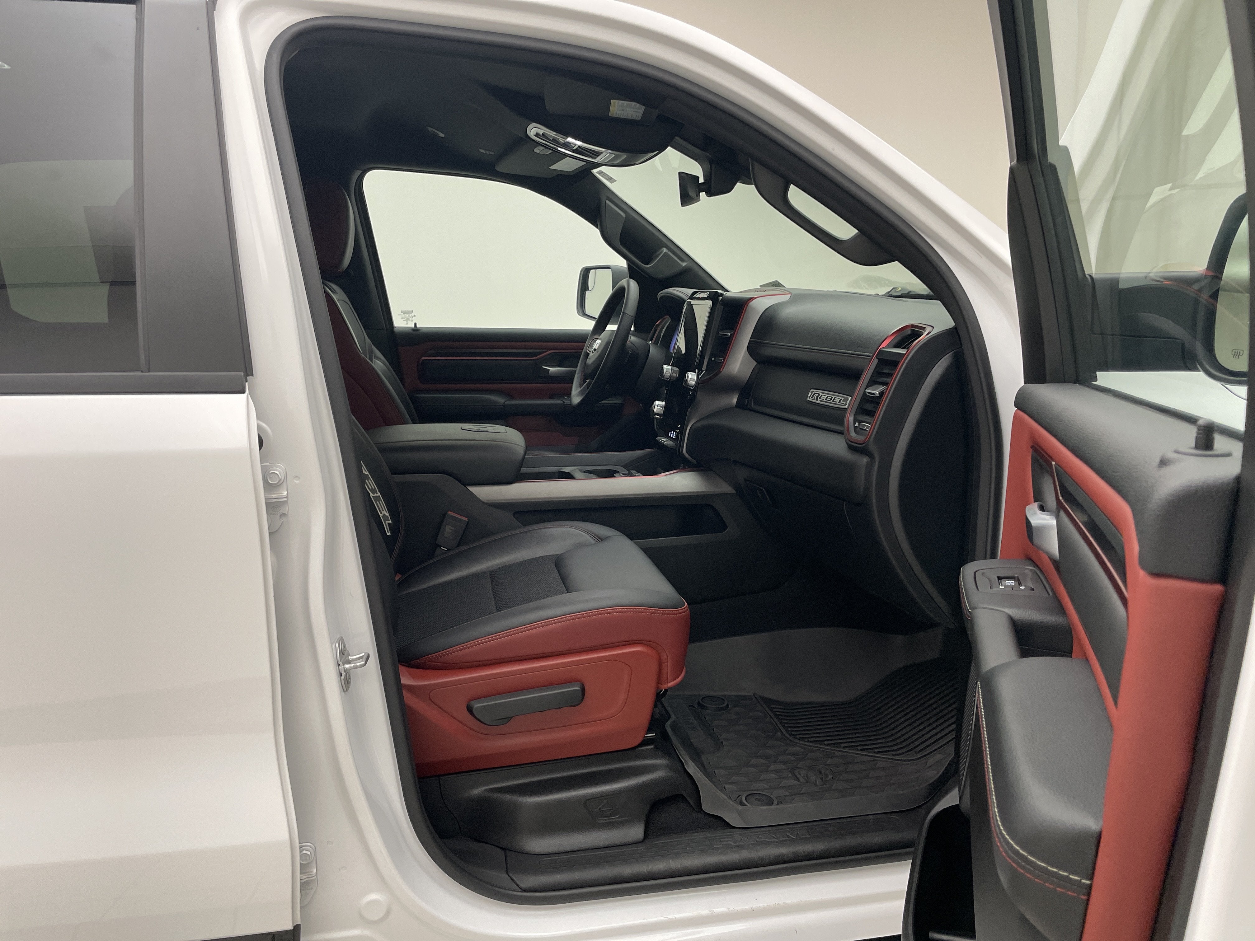 2026 RAM 1500 Rebel Crew Cab 4x4 5'7' Box