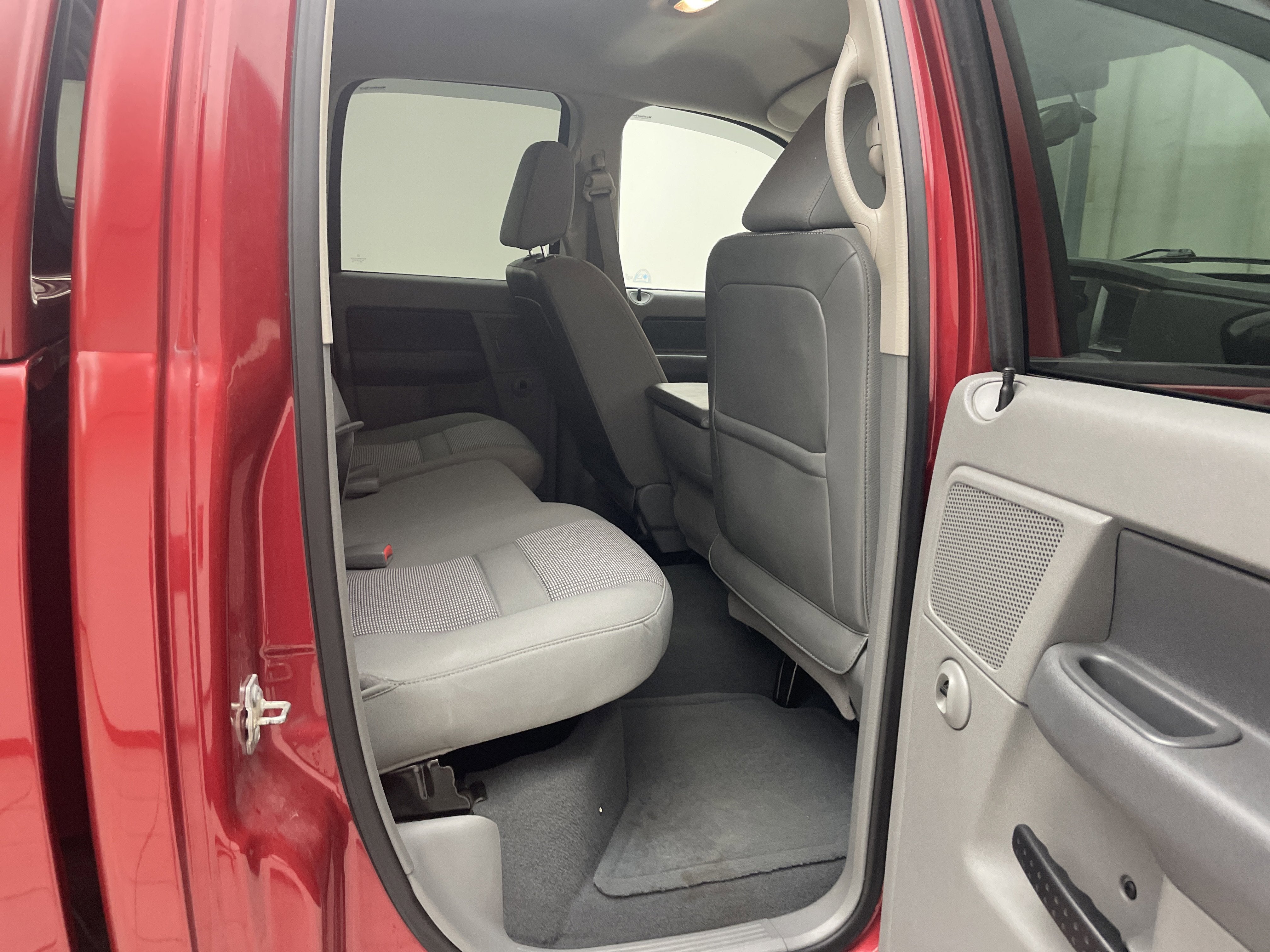 2007 Dodge Ram 1500 SLT/TRX4 Off Road/Sport