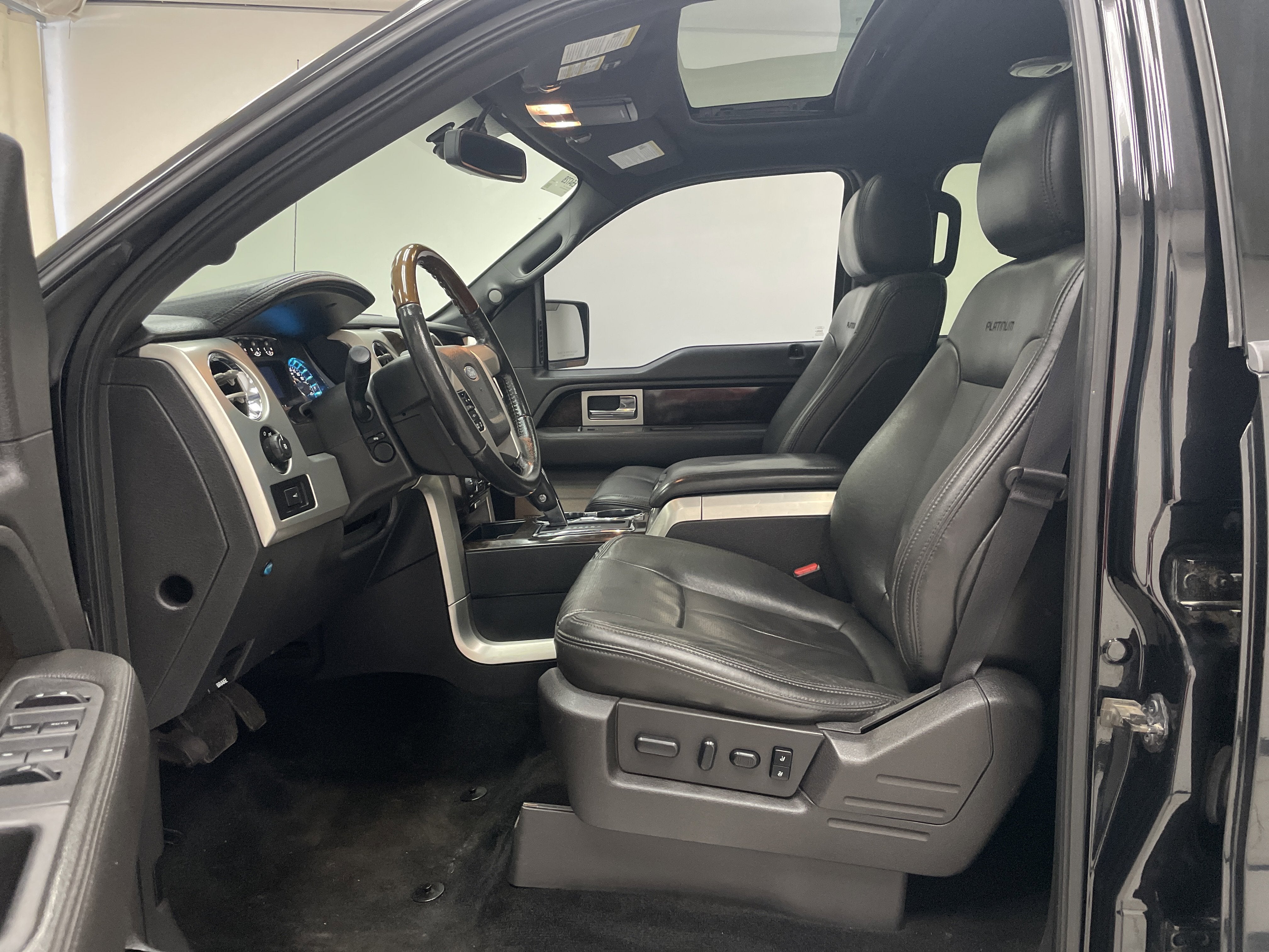 2014 Ford F-150 Platinum