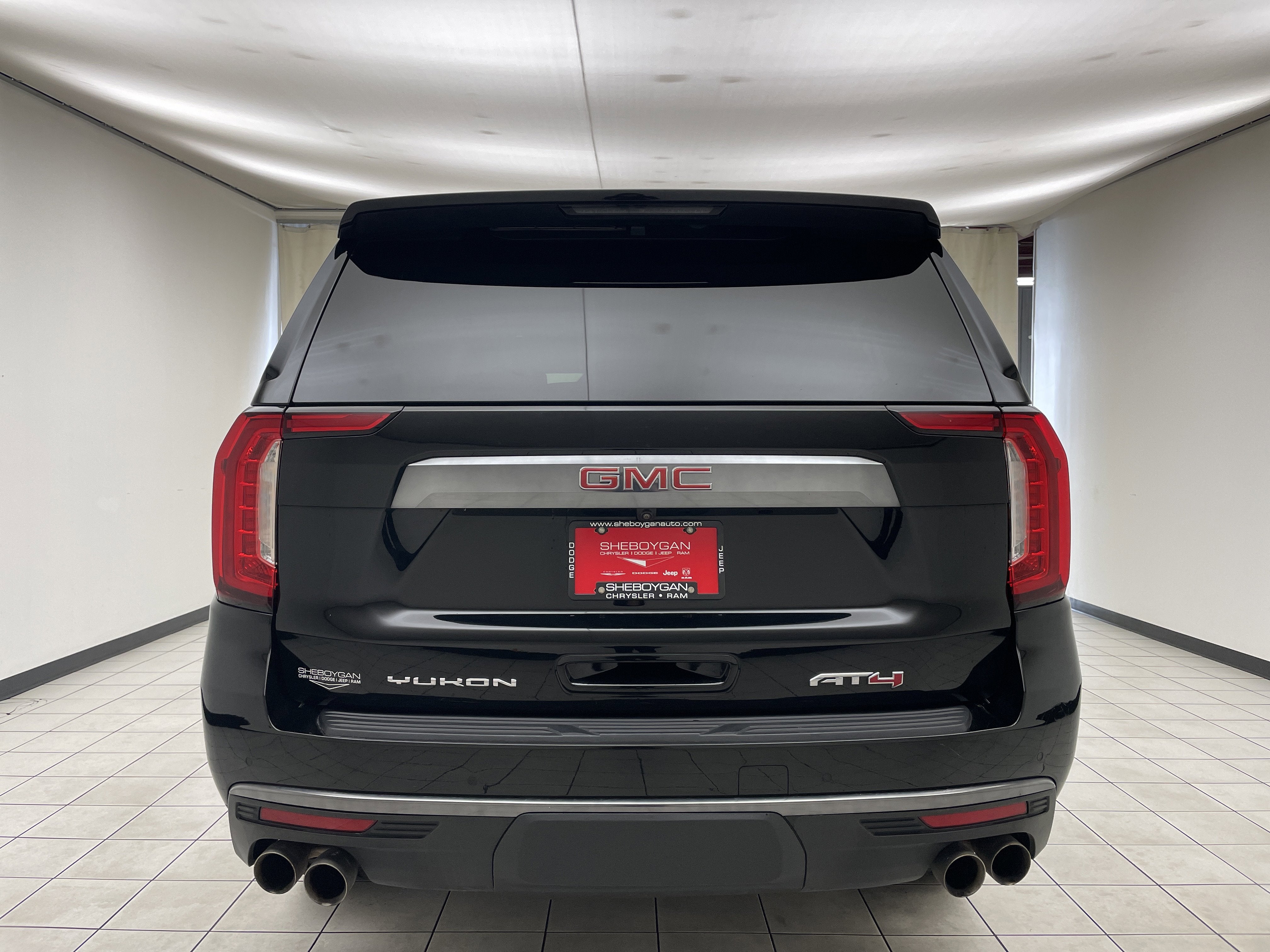 2023 GMC Yukon XL AT4