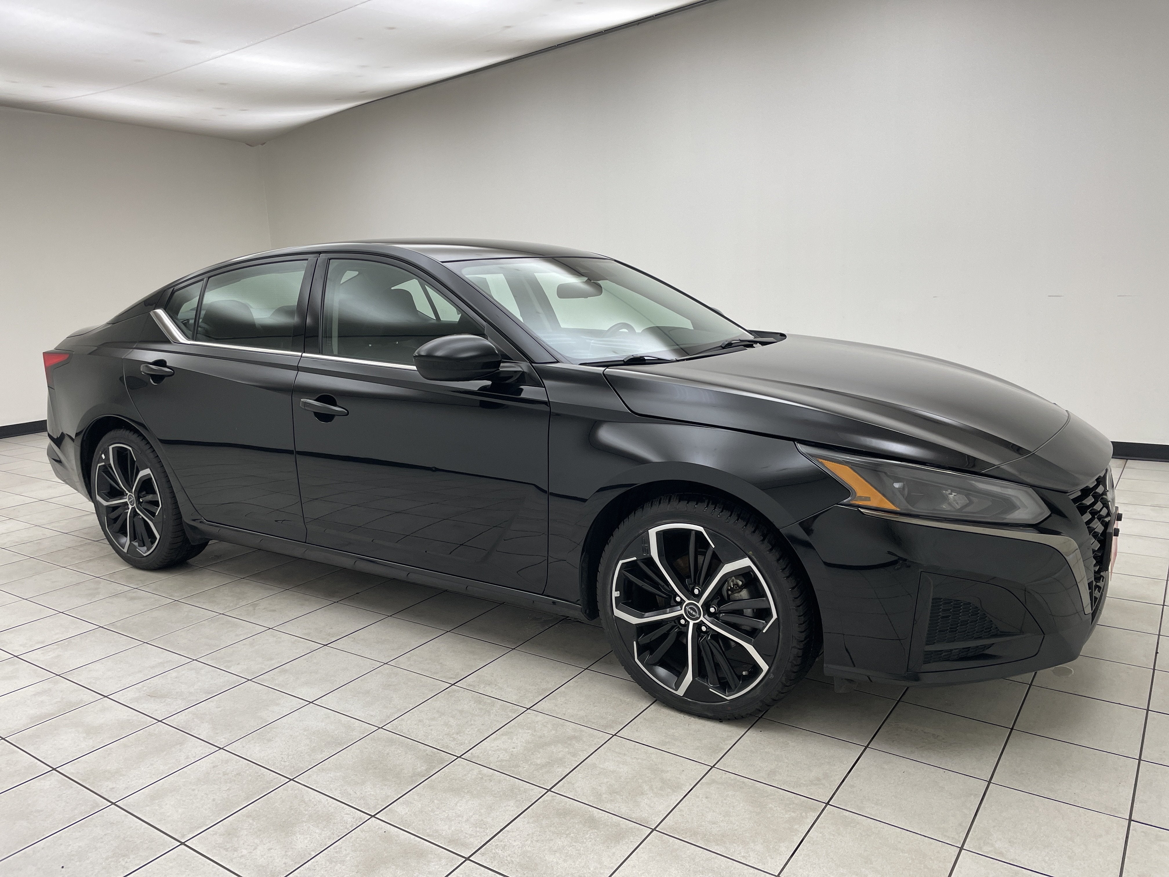 2024 Nissan Altima SR FWD