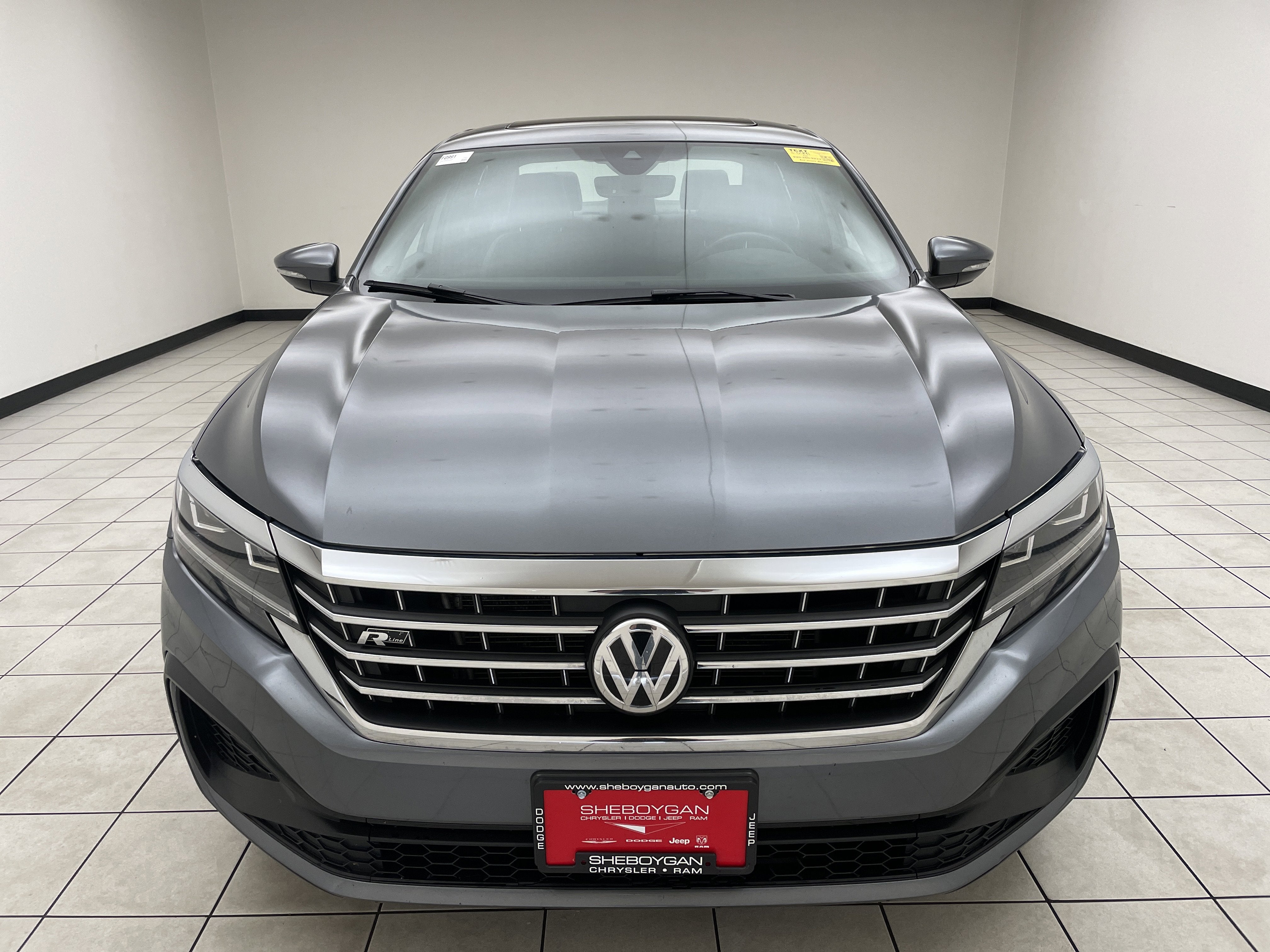 2021 Volkswagen Passat 2.0T R-Line