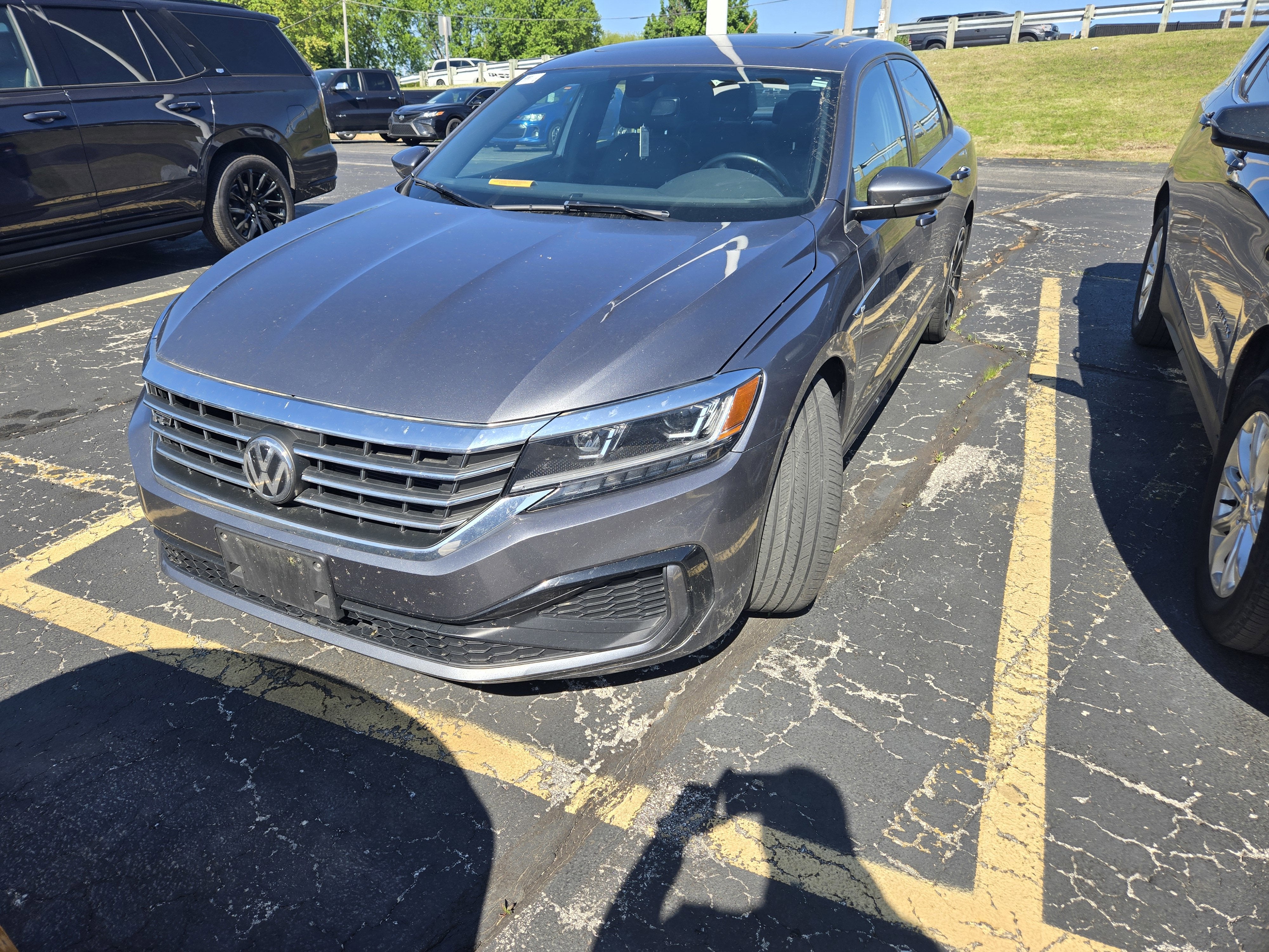 2021 Volkswagen Passat 2.0T R-Line