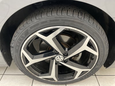 2021 Volkswagen Passat 2.0T R-Line