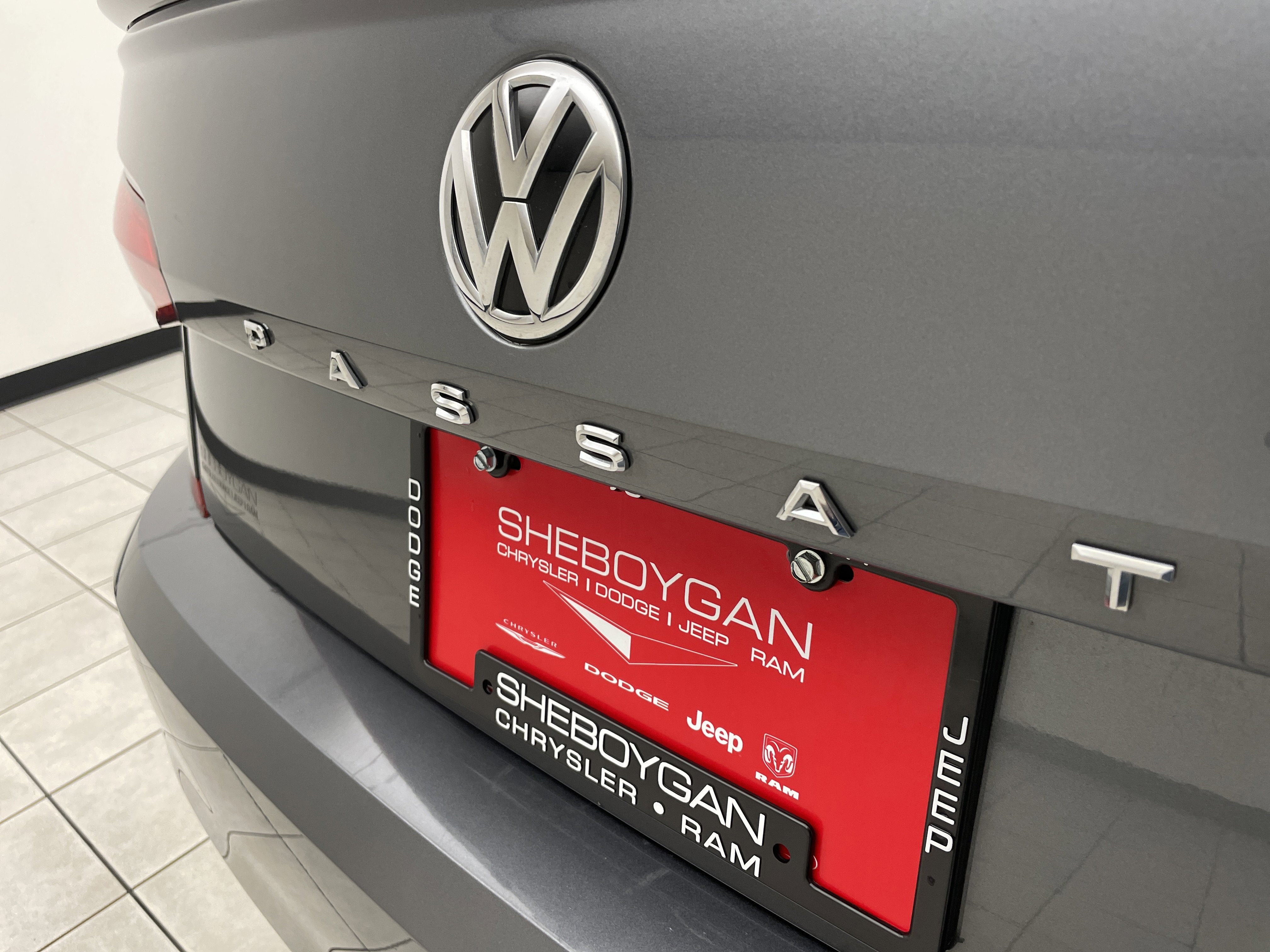 2021 Volkswagen Passat 2.0T R-Line
