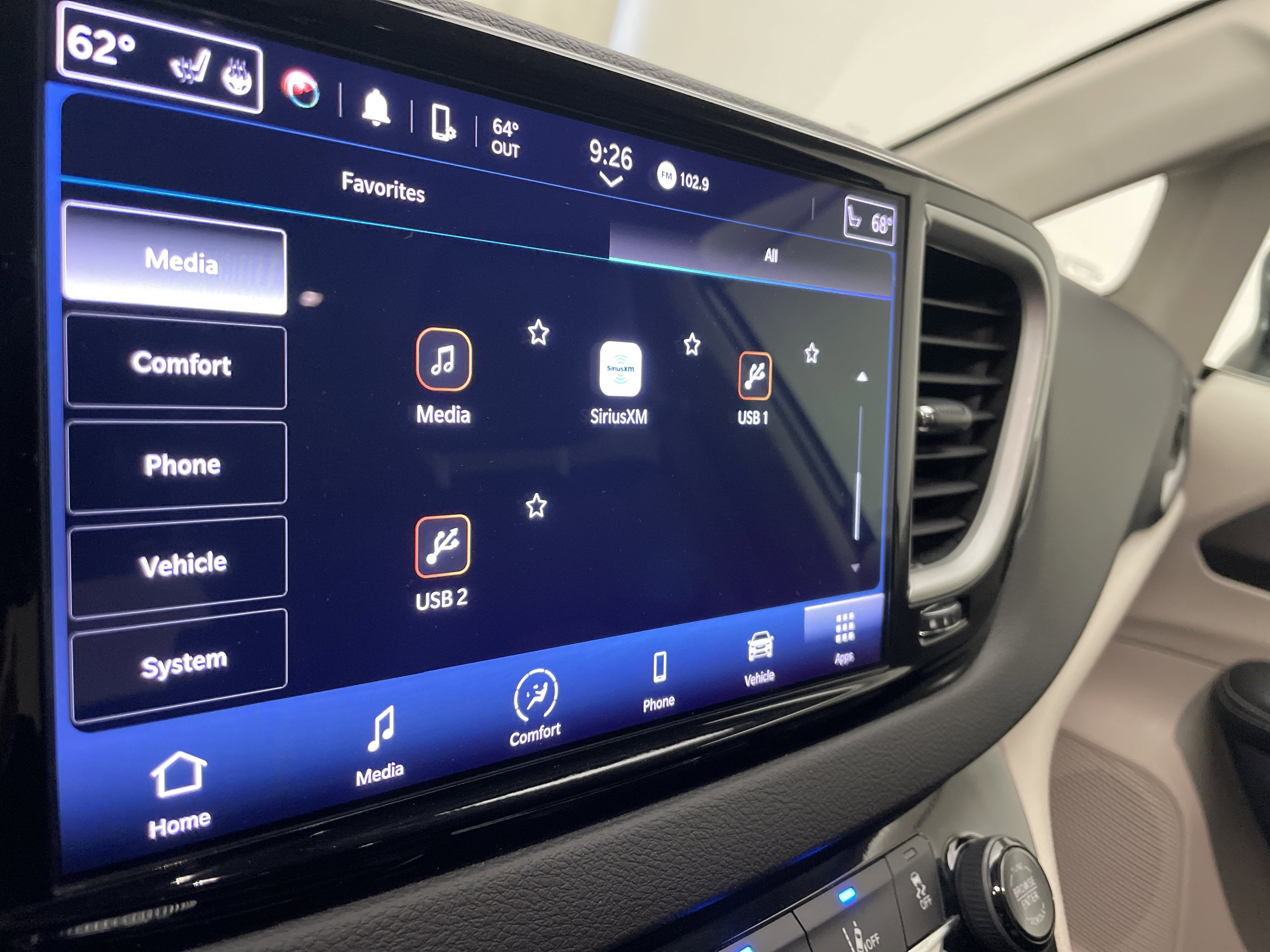 2024 Chrysler Pacifica Touring L