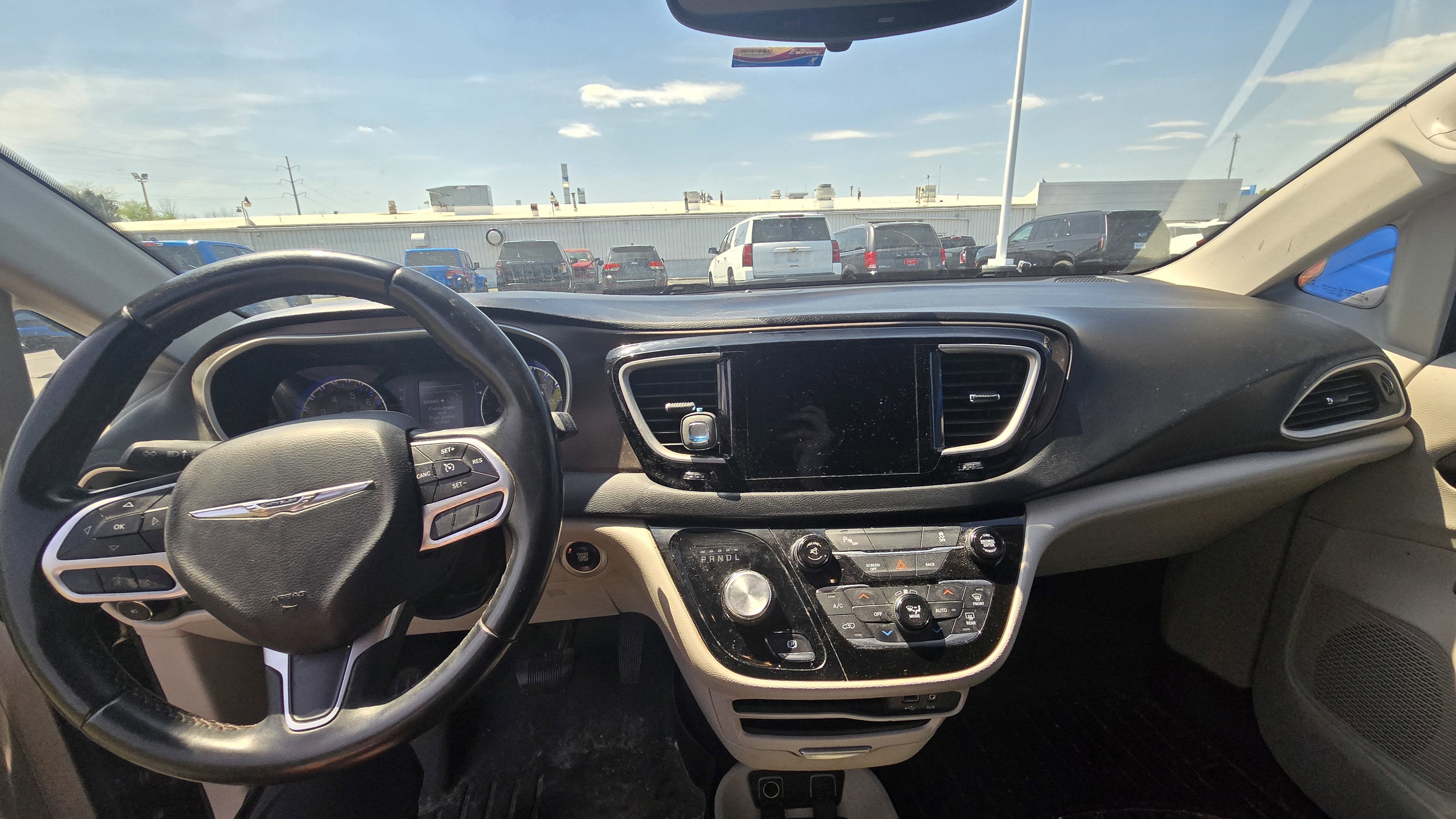 2017 Chrysler Pacifica Touring-L