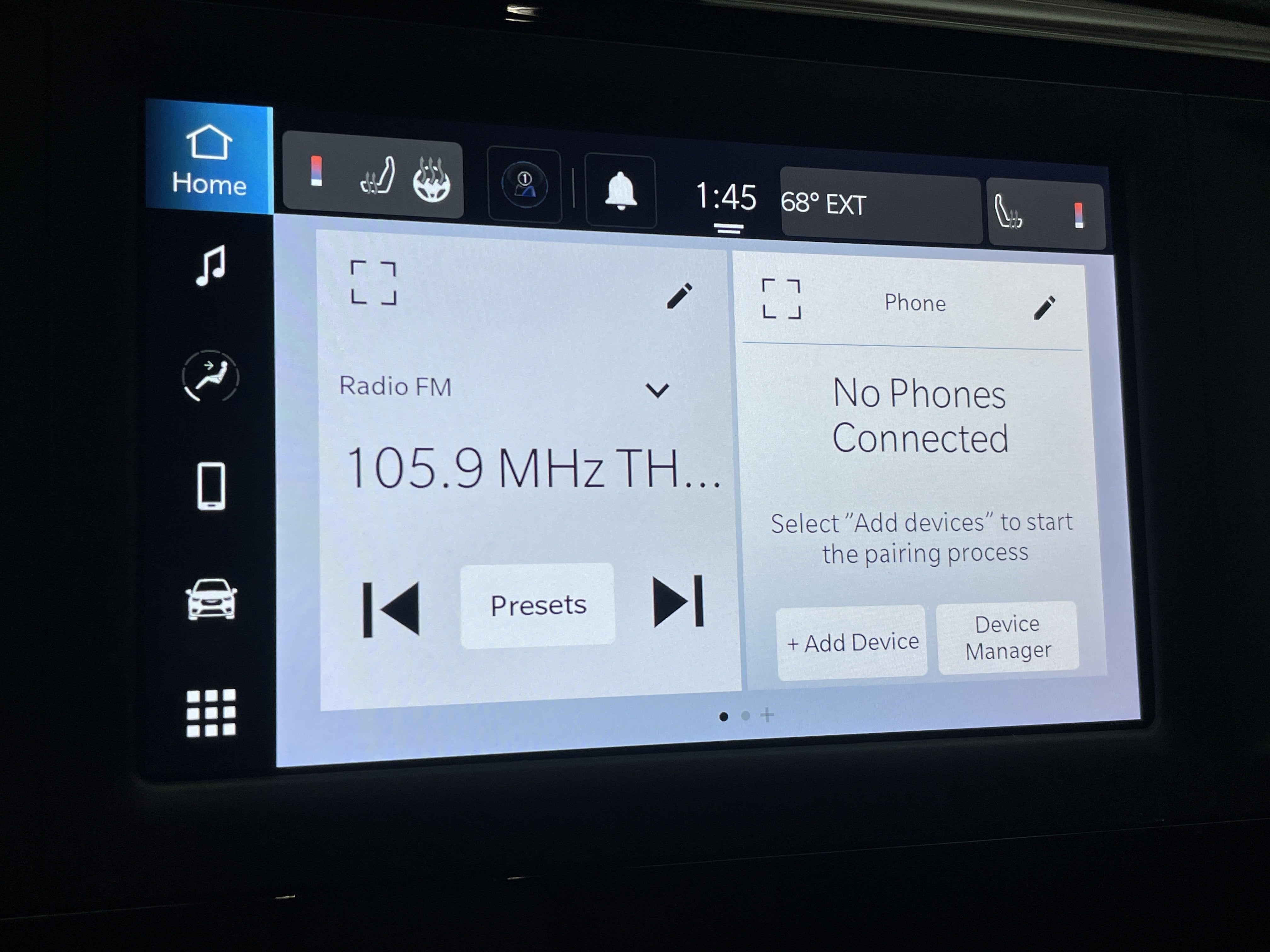 2023 Chrysler Voyager LX