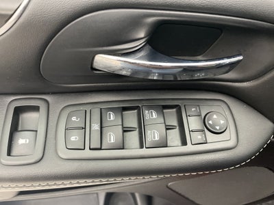 2015 Chrysler Town & Country S