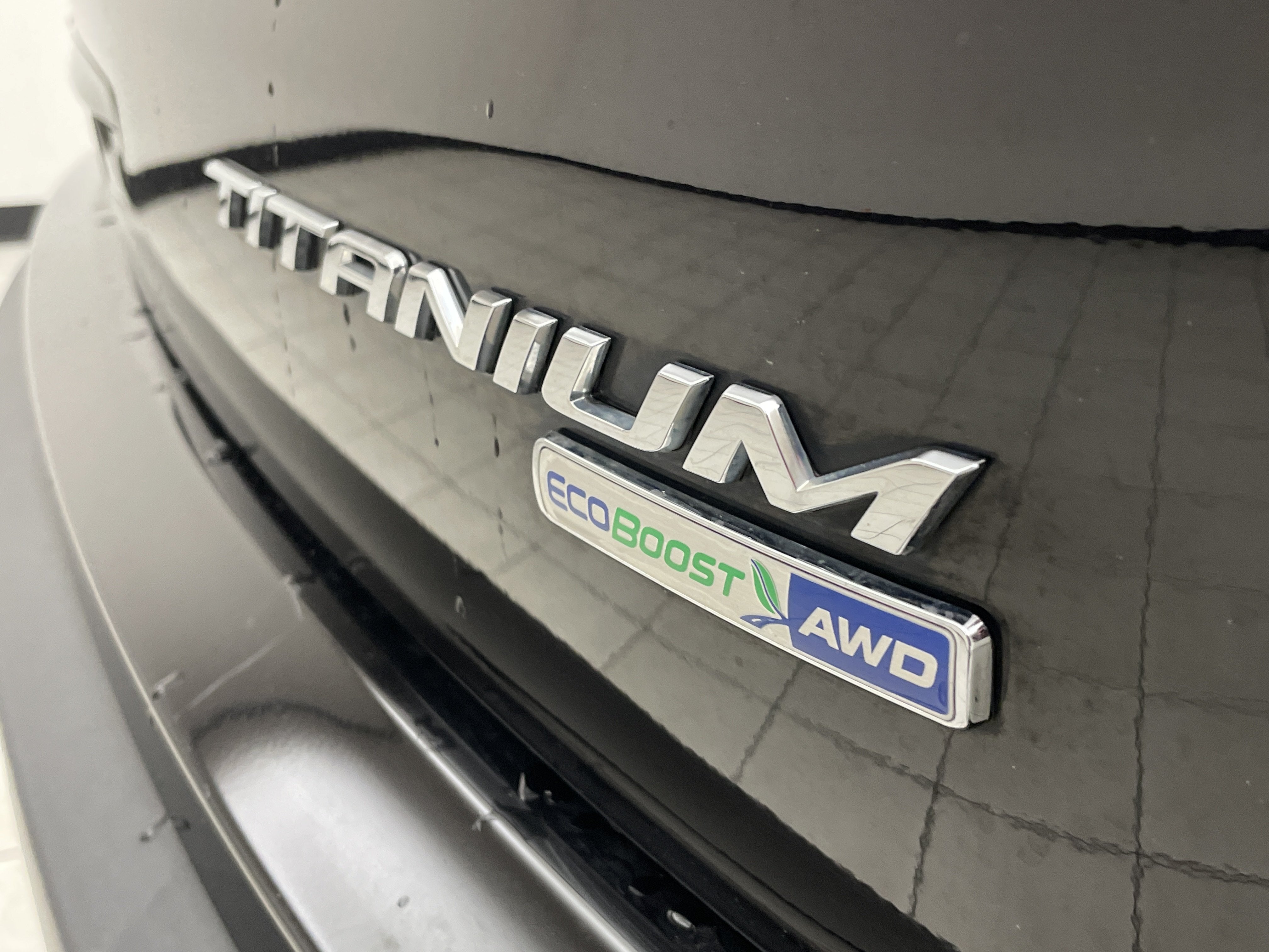 2020 Ford Edge Titanium