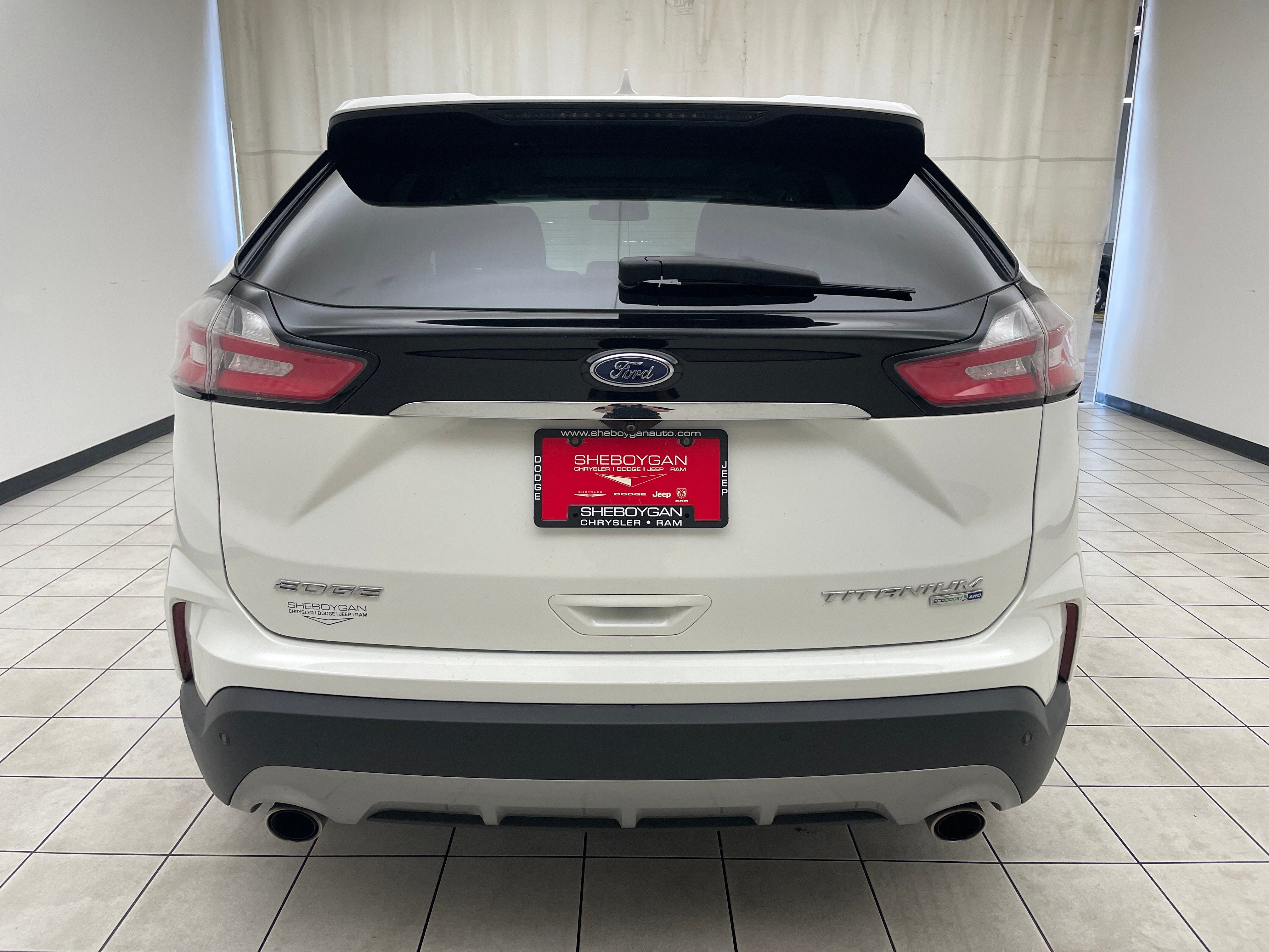 2020 Ford Edge Titanium