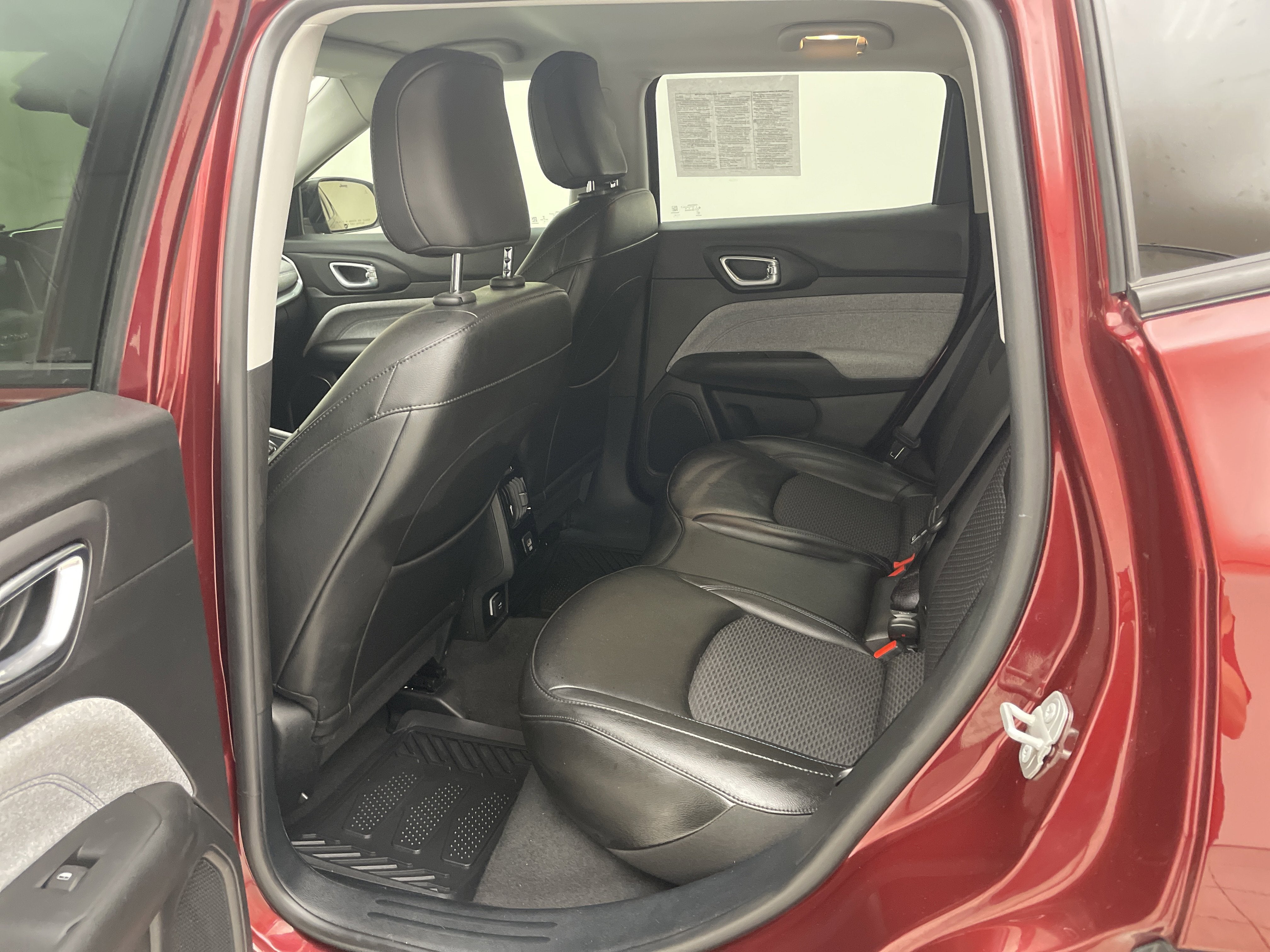 2022 Jeep Compass Latitude FWD