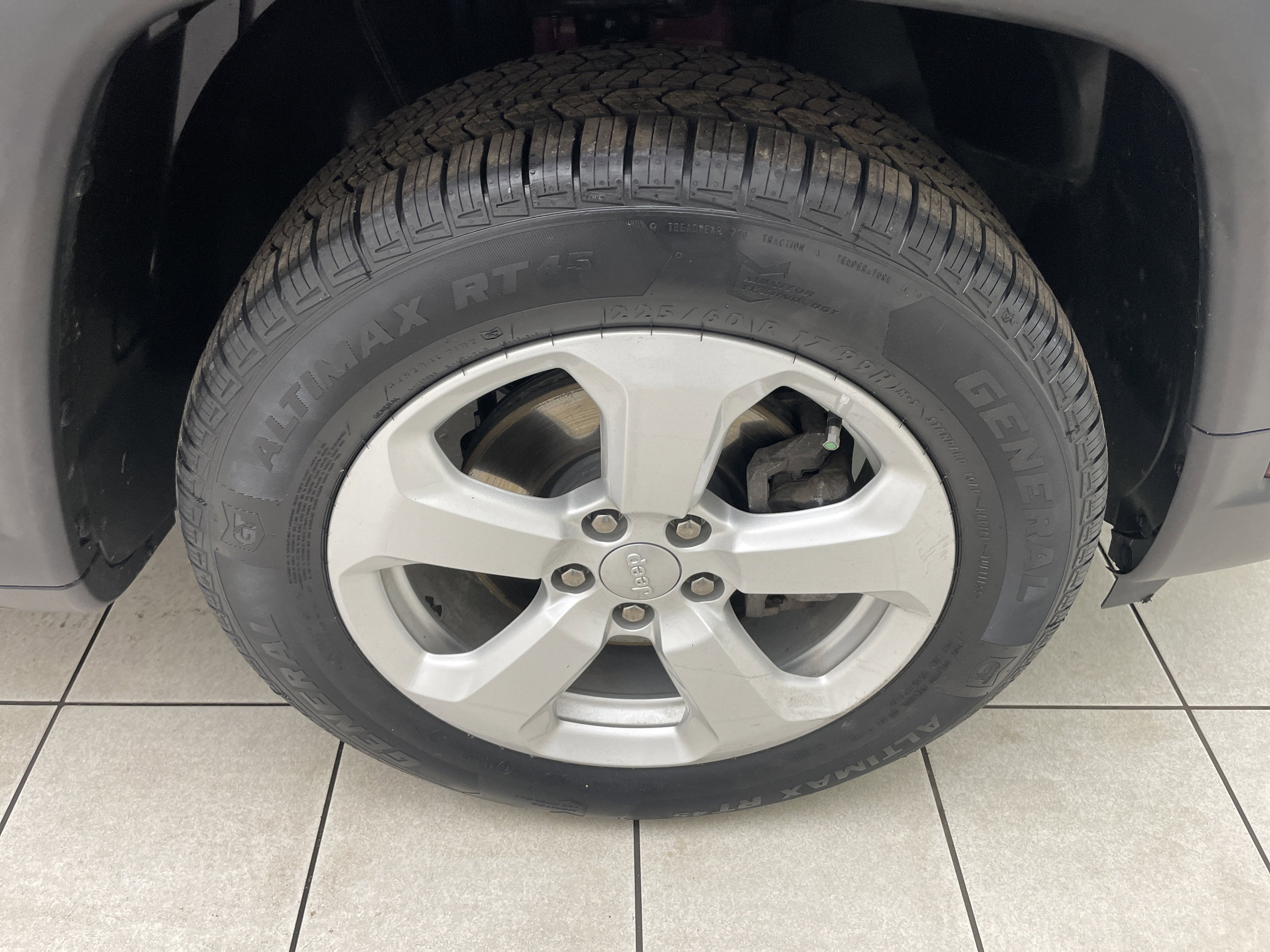 2022 Jeep Compass Latitude FWD