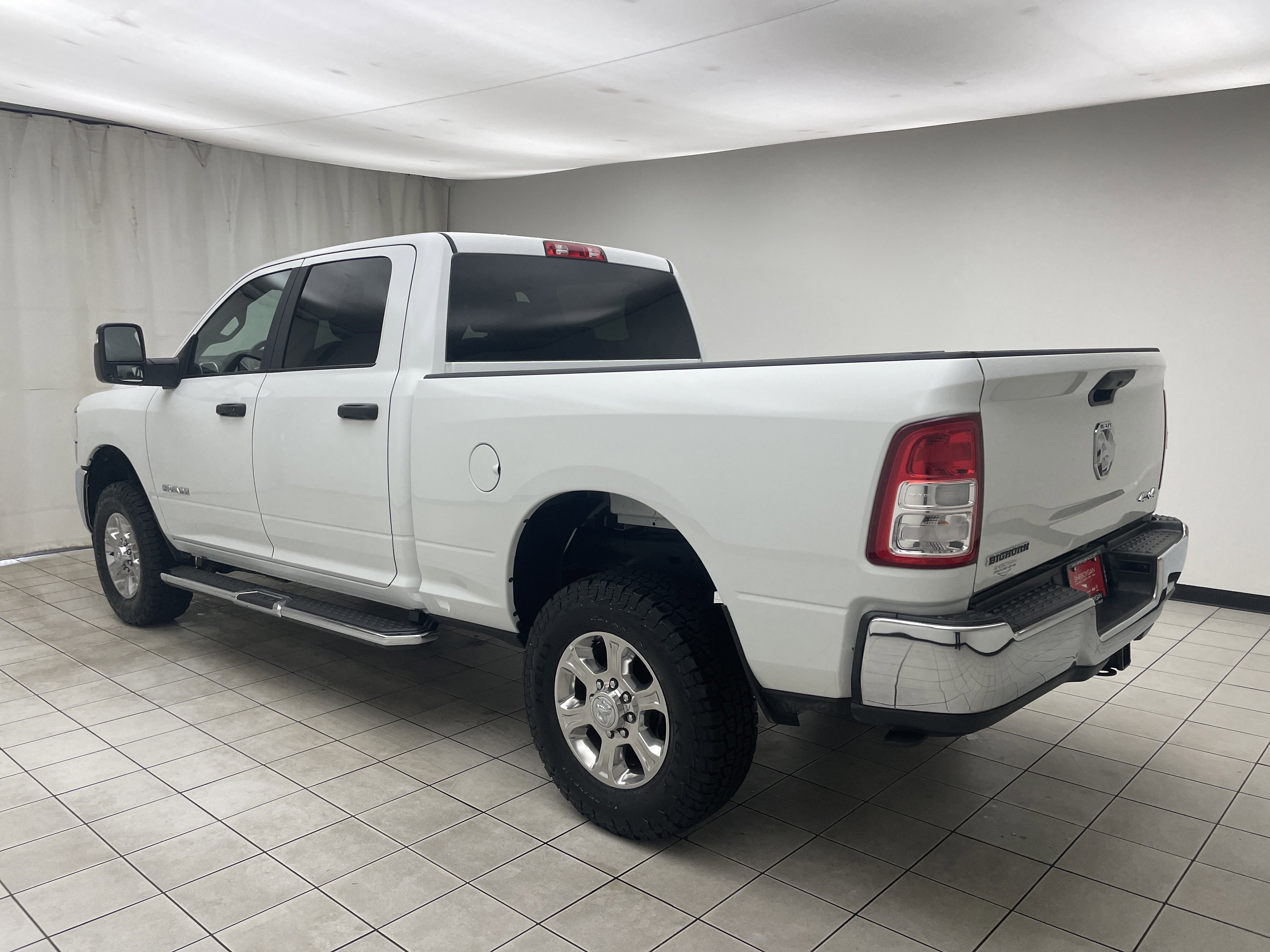 2024 RAM 2500 Big Horn Crew Cab 4x4 6'4' Box