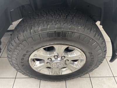 2023 RAM 2500 Big Horn Crew Cab 4x4 6'4' Box