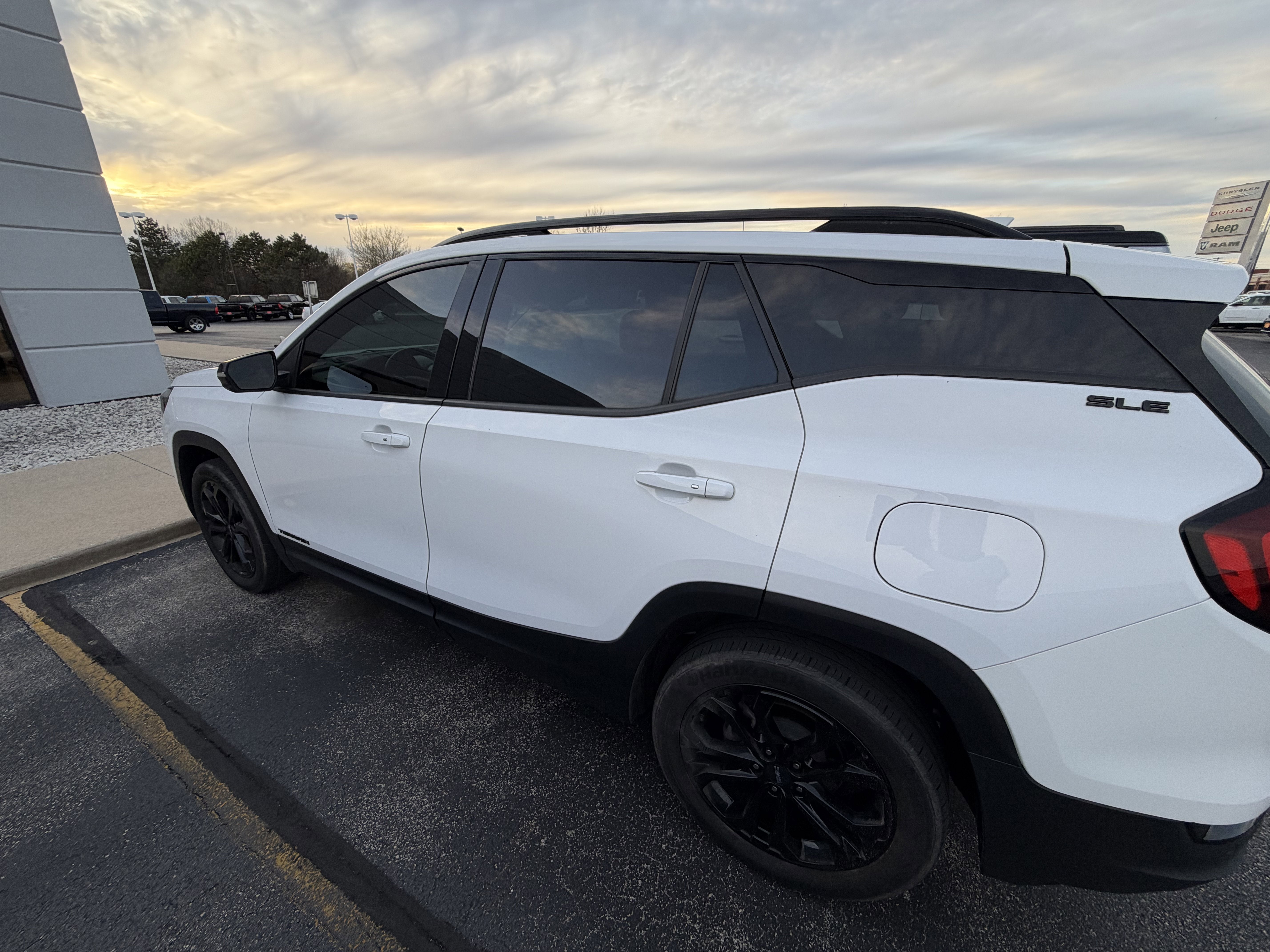 2020 GMC Terrain AWD SLE