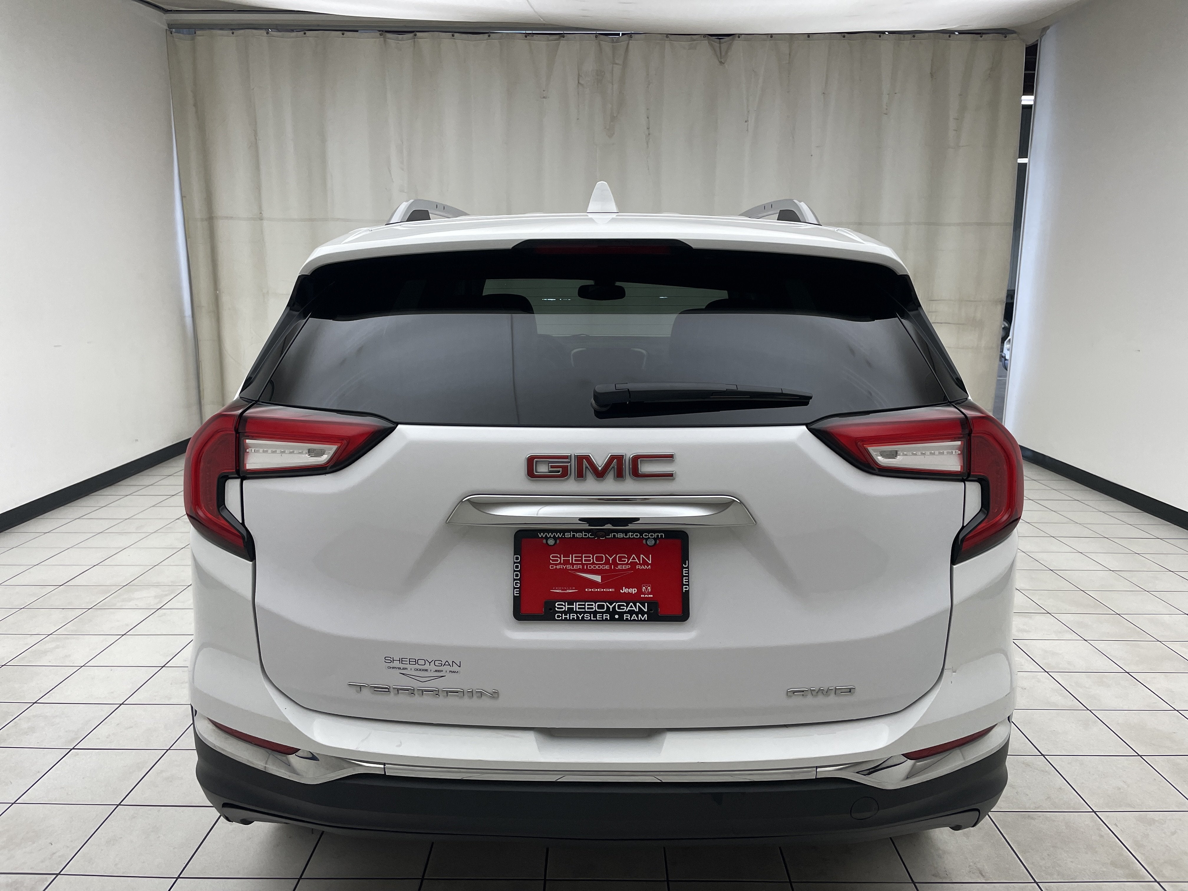2022 GMC Terrain AWD SLT