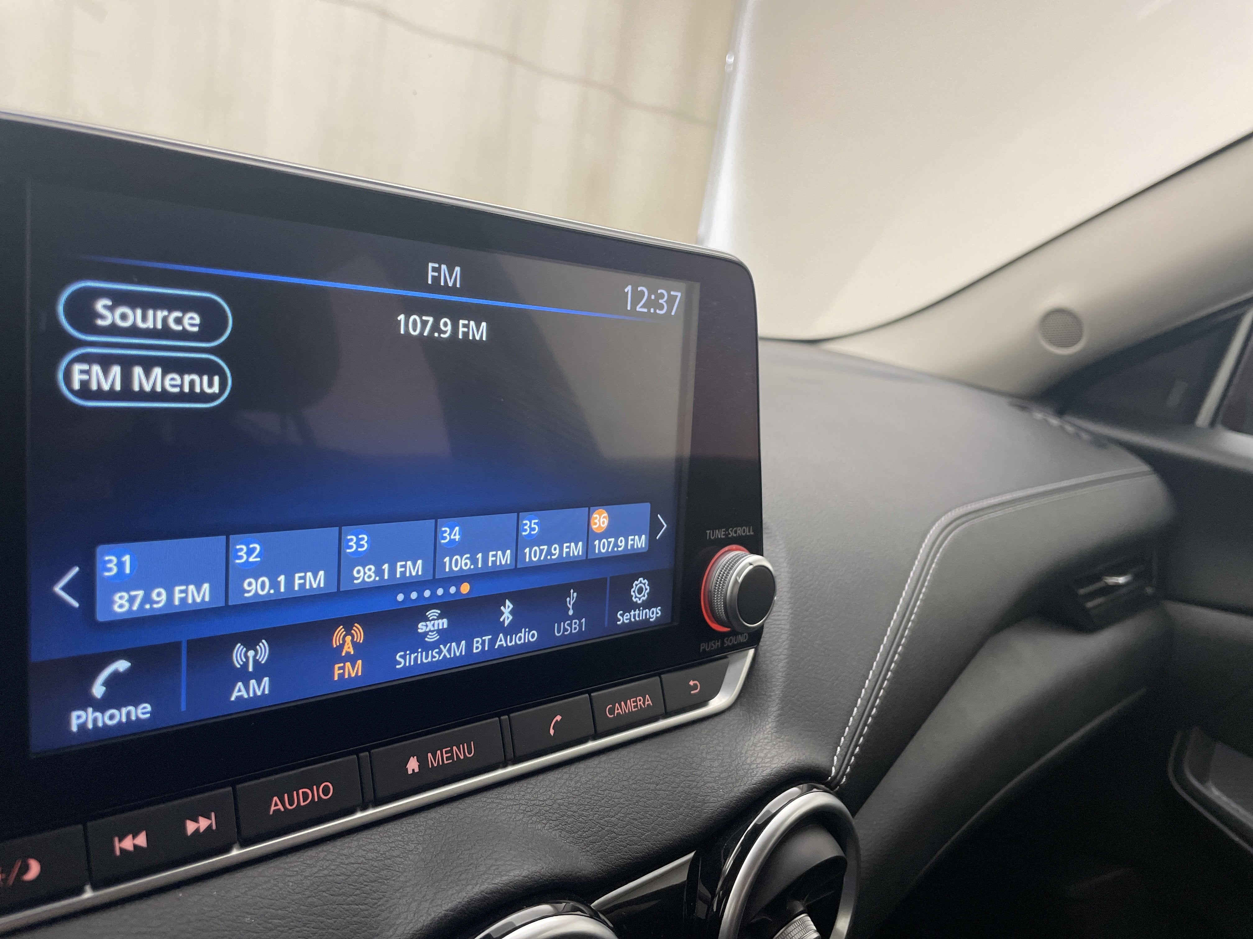 2024 Nissan Sentra SV Xtronic CVT