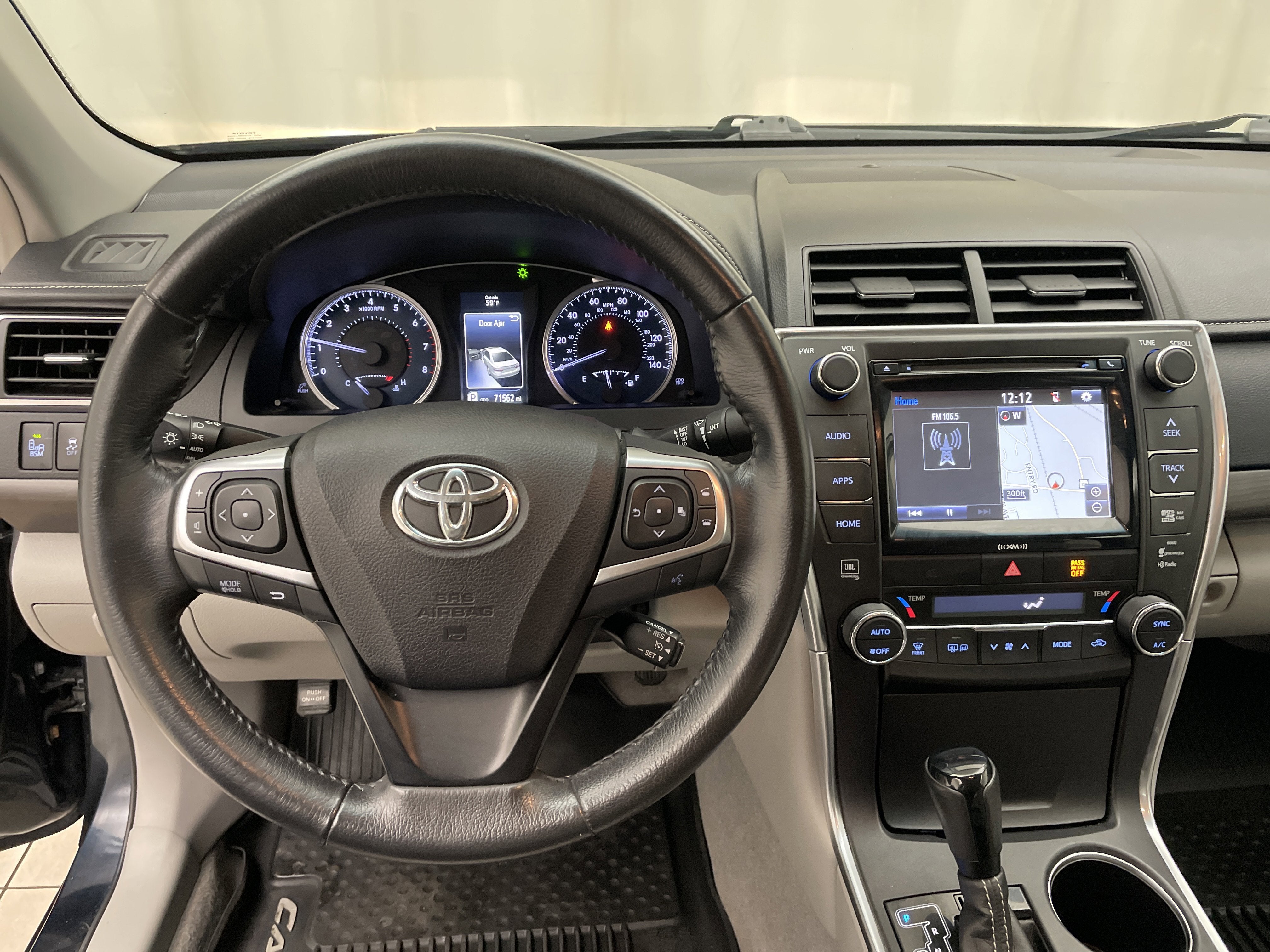 2017 Toyota Camry XLE