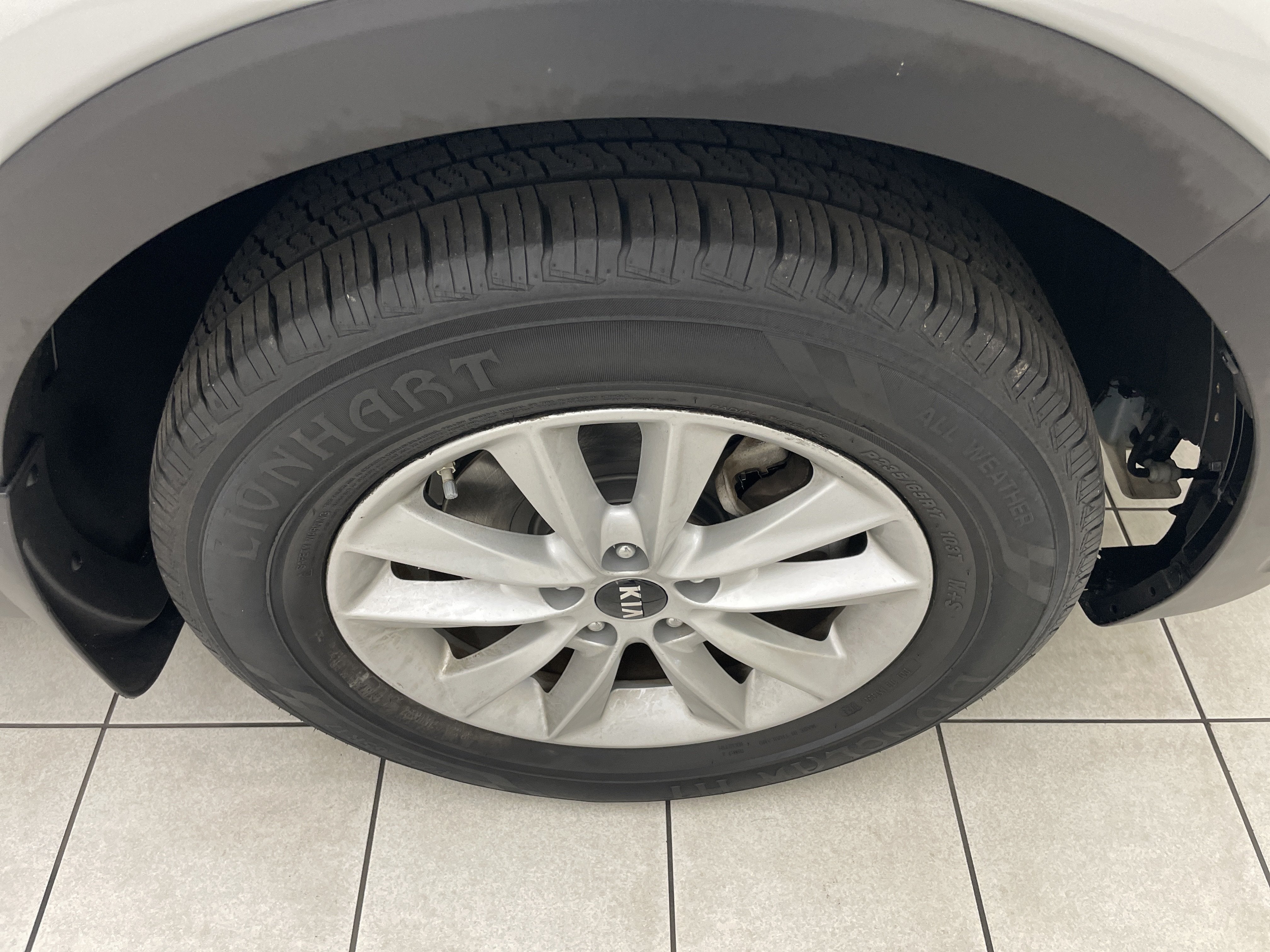 2019 Kia Sorento 2.4L L