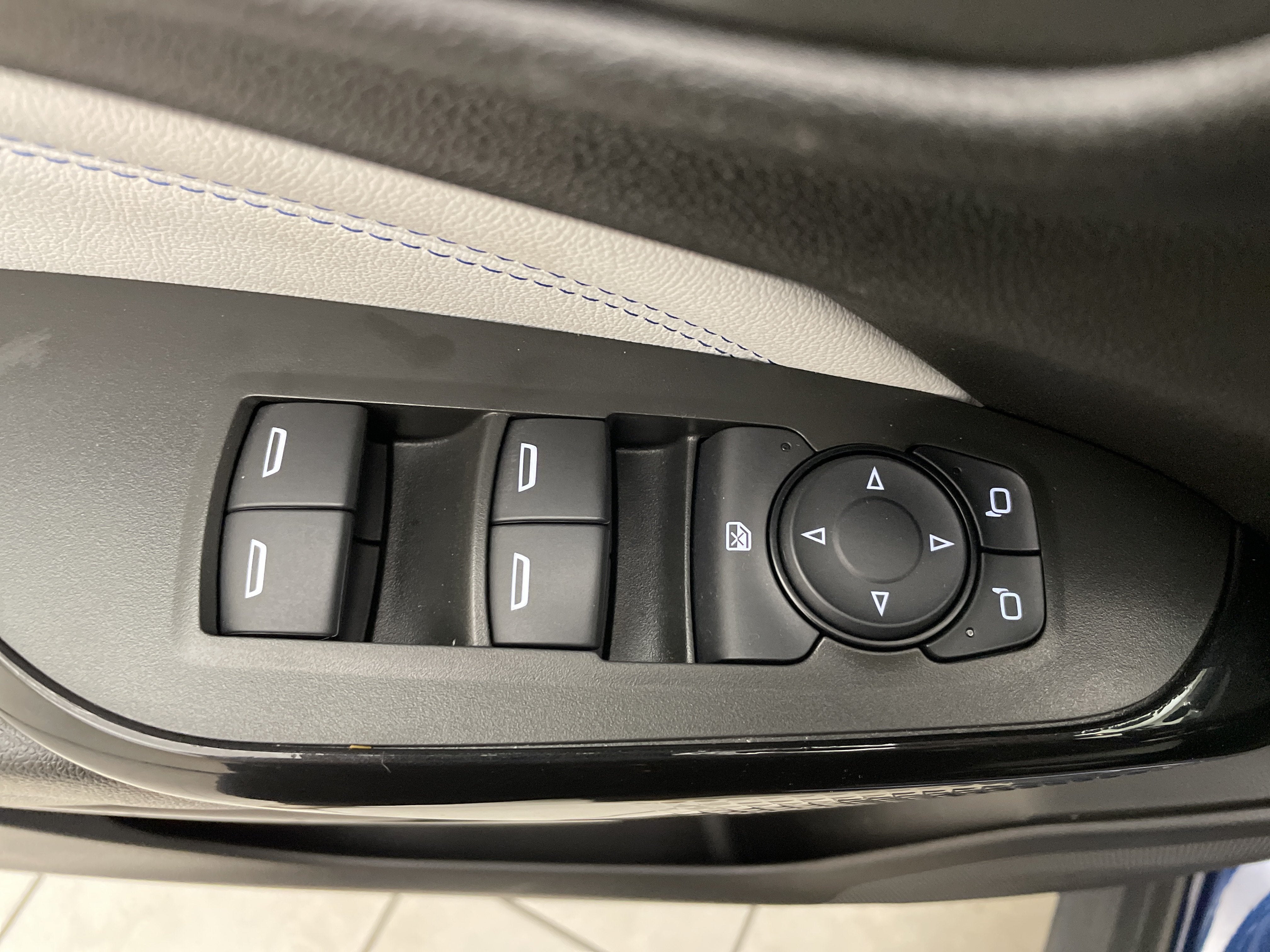 2024 Chevrolet Trax FWD LT