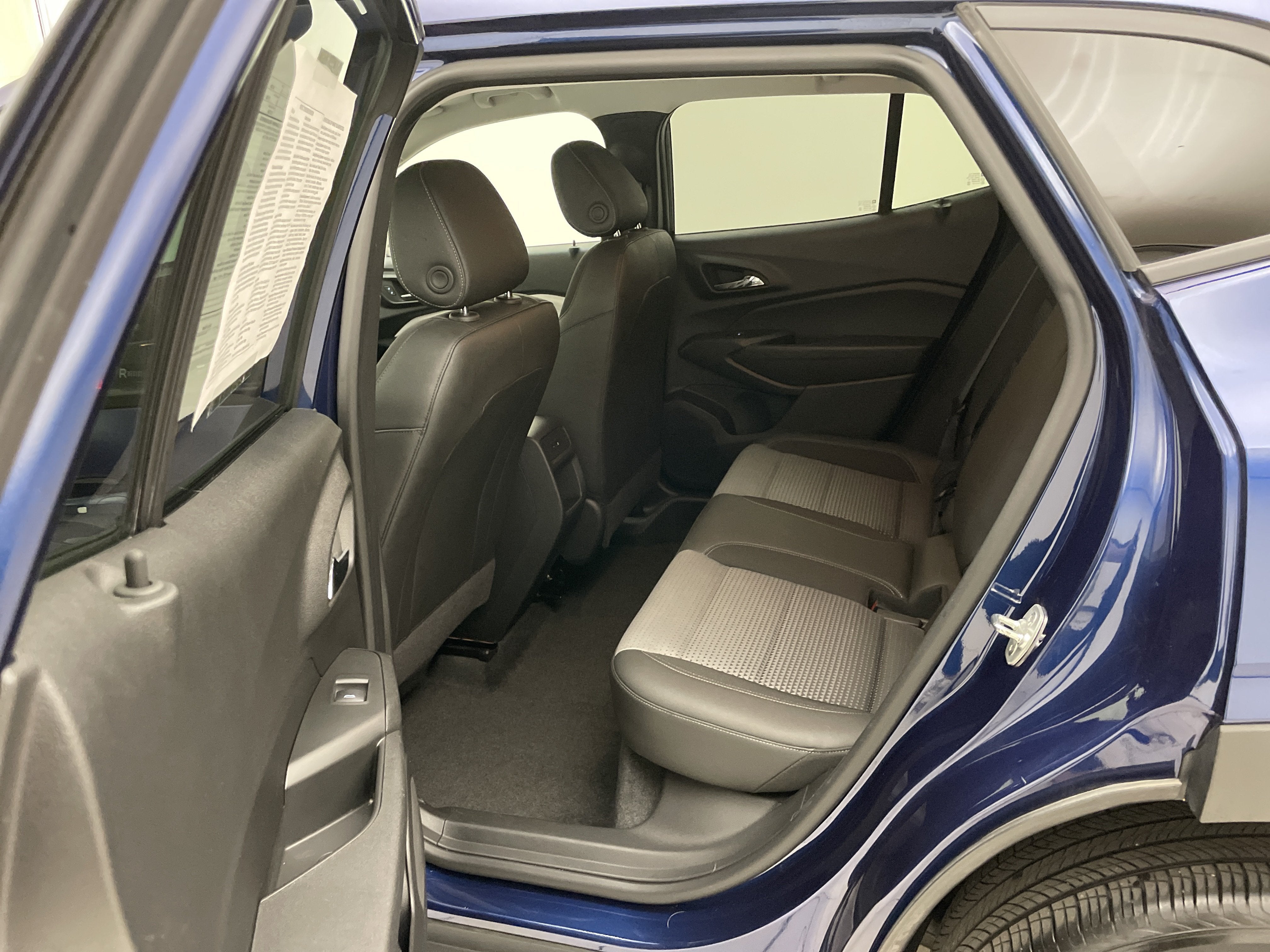 2024 Chevrolet Trax FWD LT
