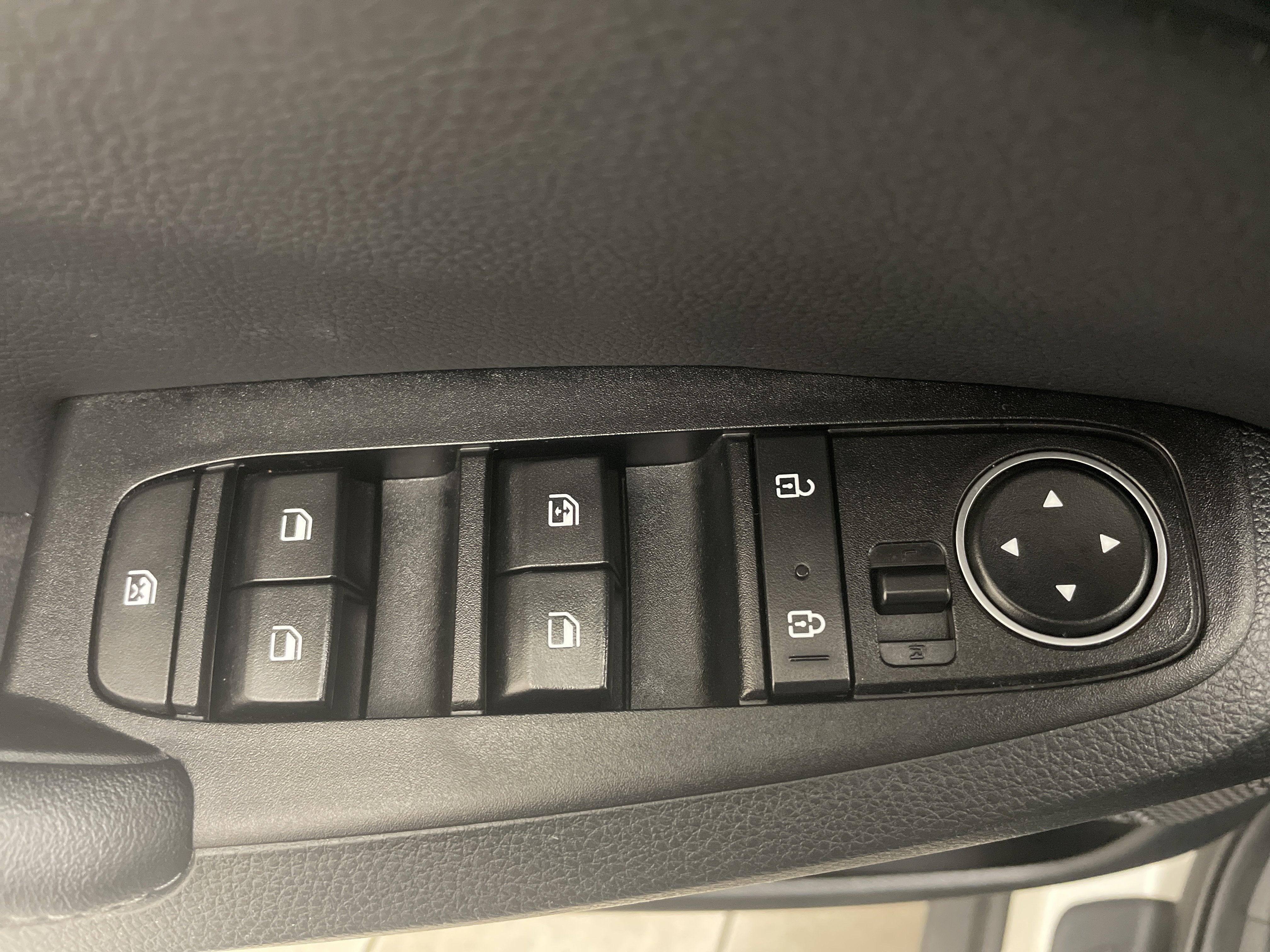 2023 Kia Seltos EX