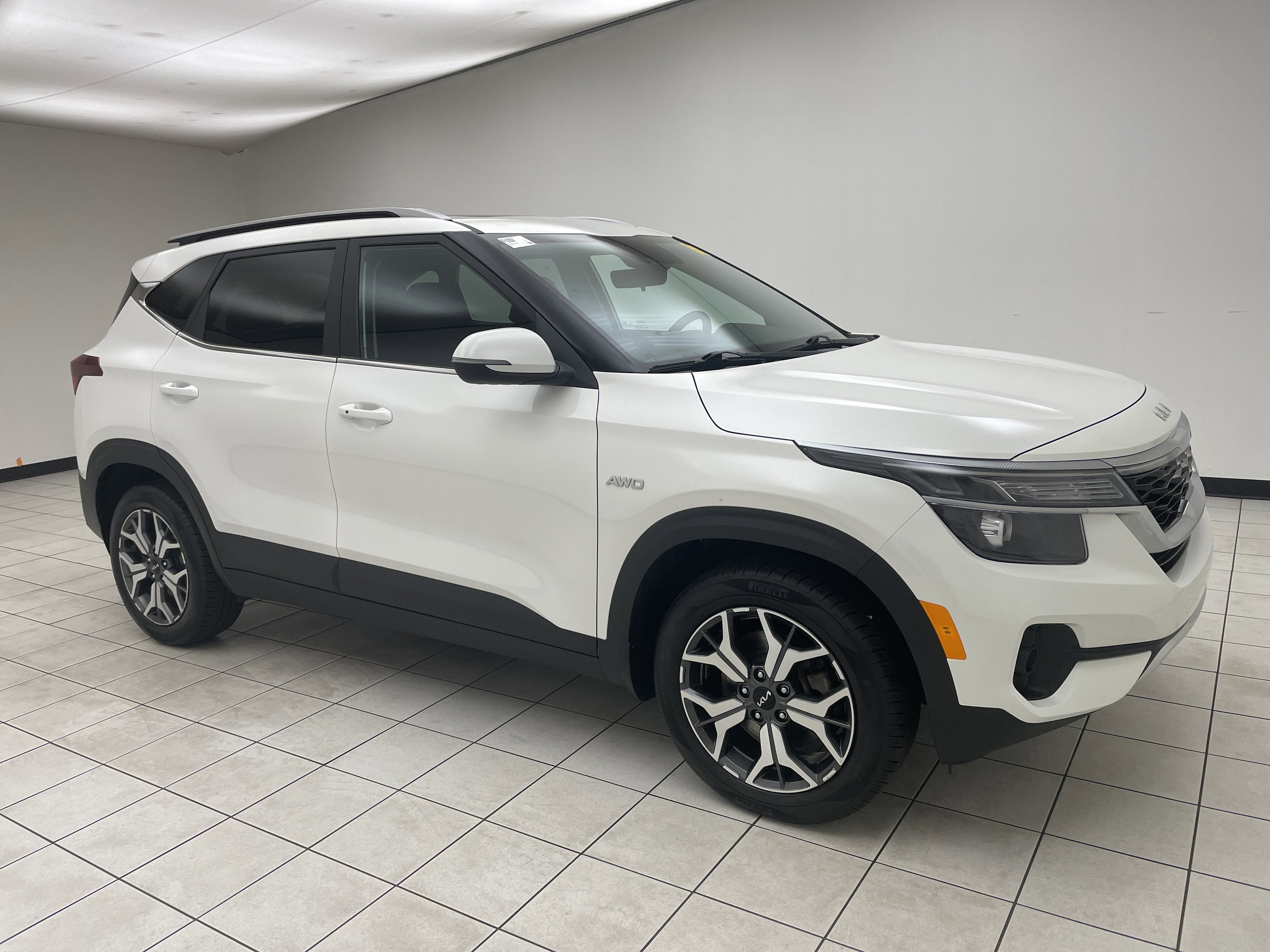 2023 Kia Seltos EX