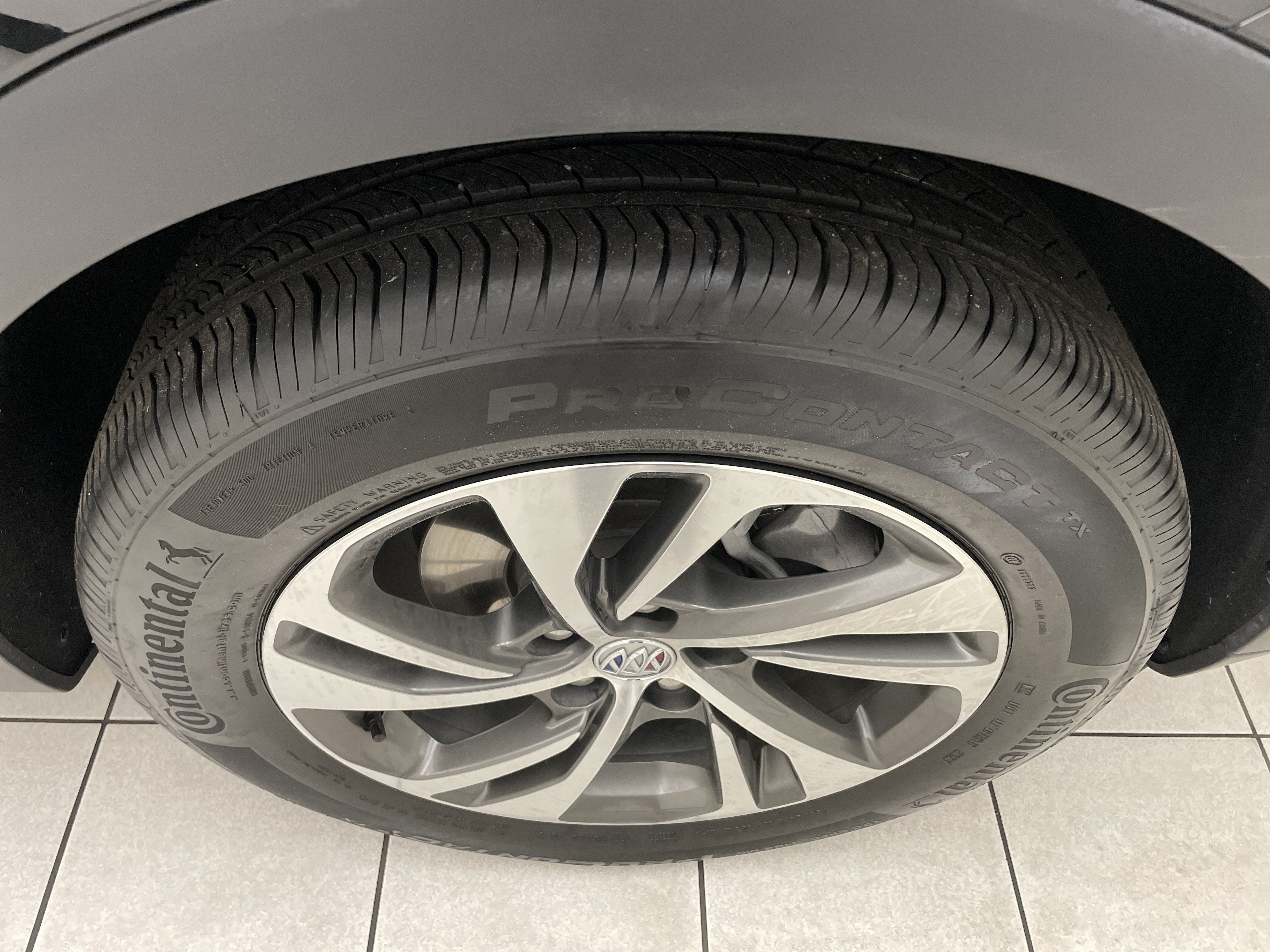 2023 Buick Envision Essence AWD