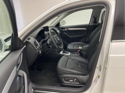 2016 Audi Q3 2.0T Progressiv