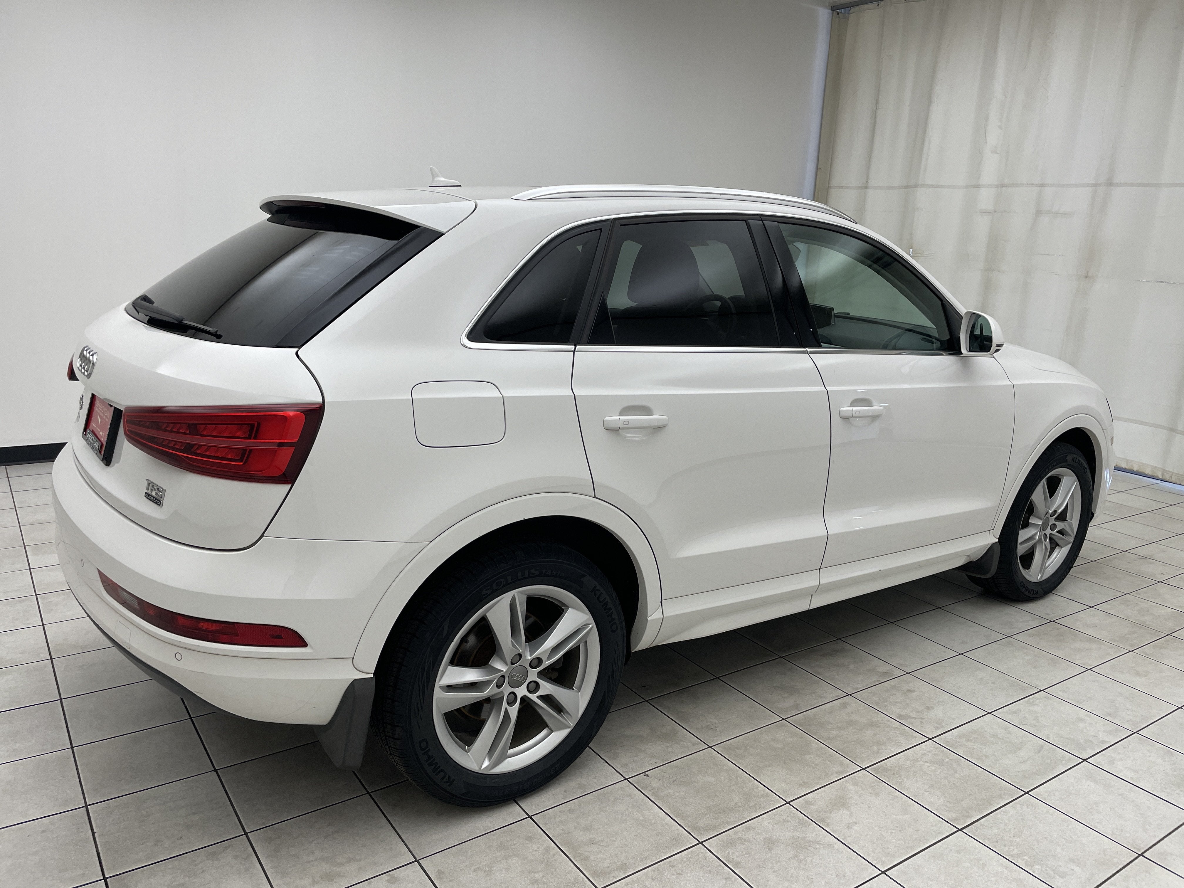 2016 Audi Q3 2.0T Progressiv